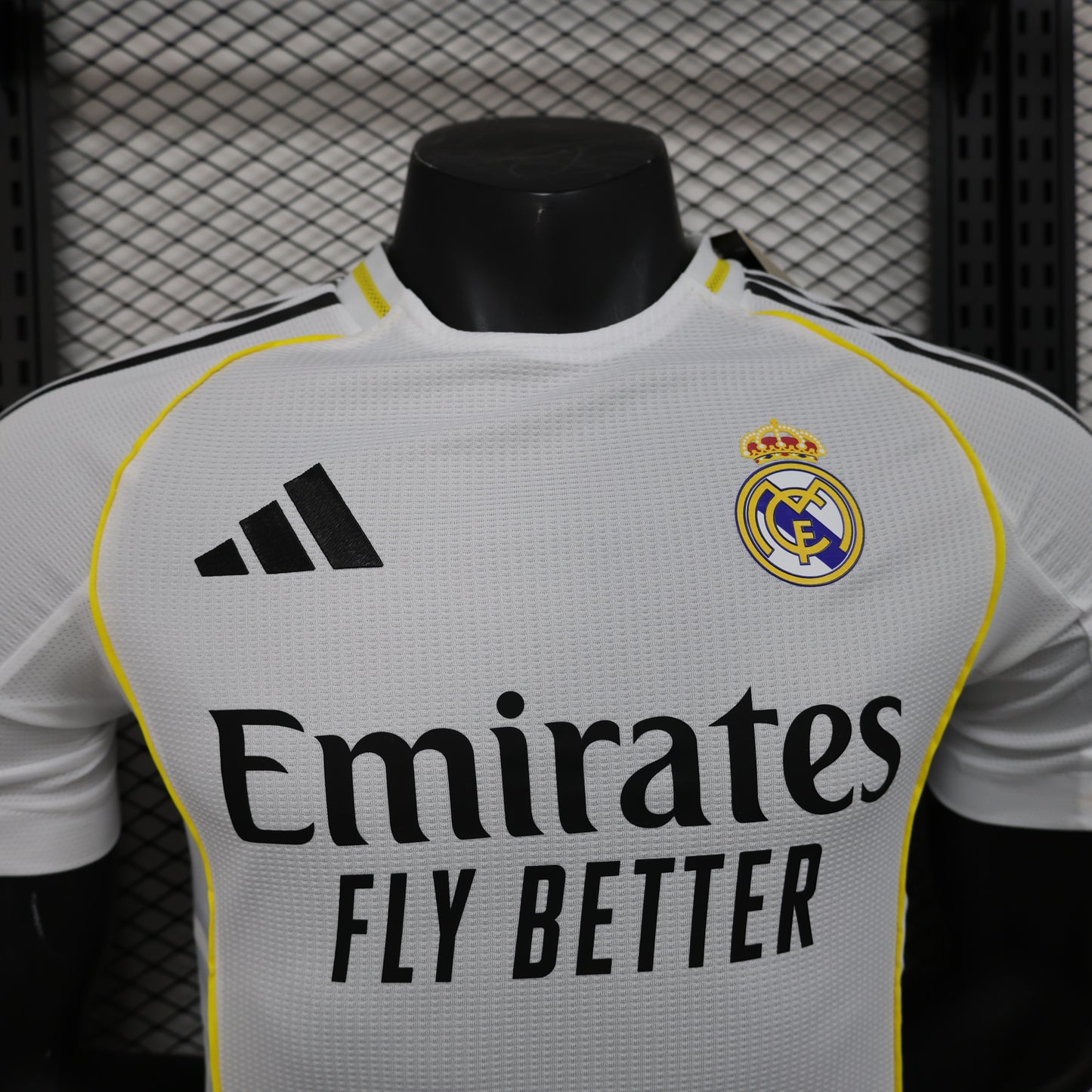 REAL MADRID HOME KIT 25-26