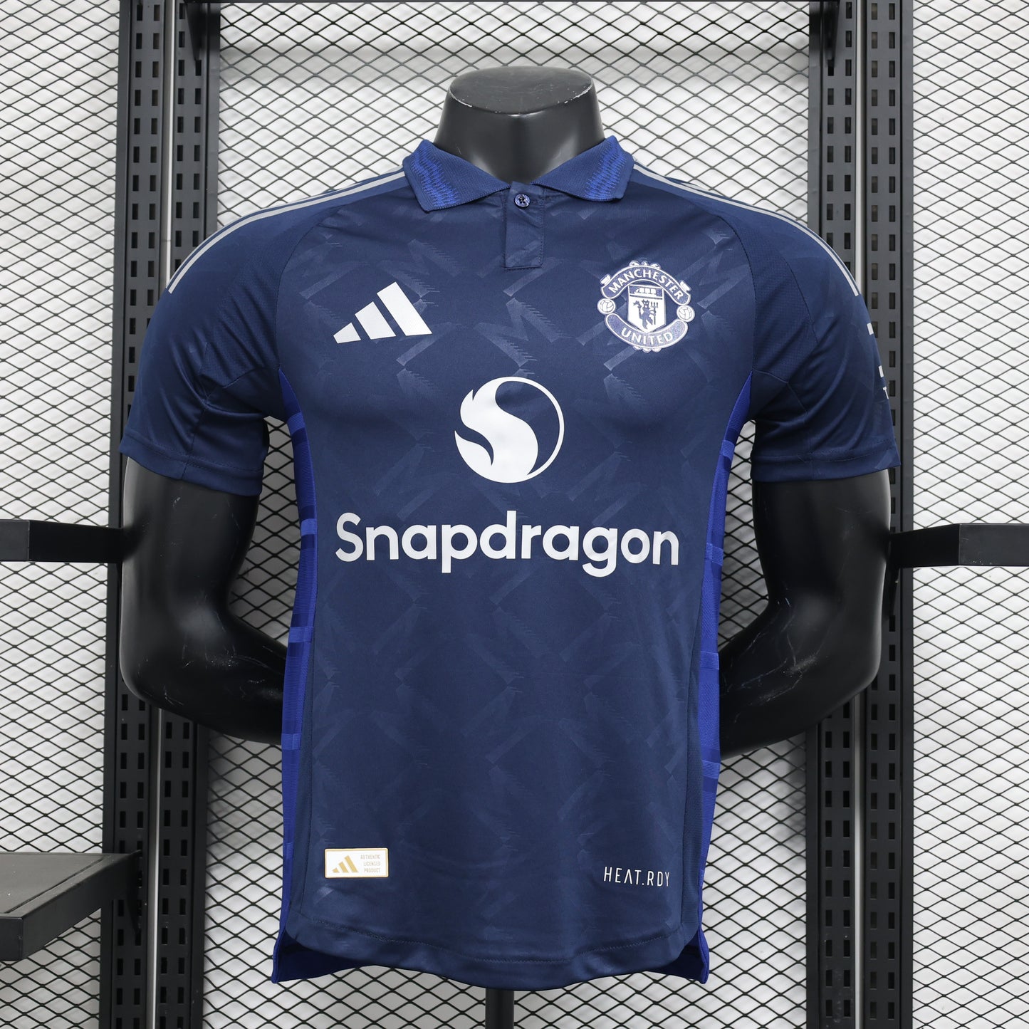 MANCHESTER UNITED AUSWÄRTS-KIT 24-25