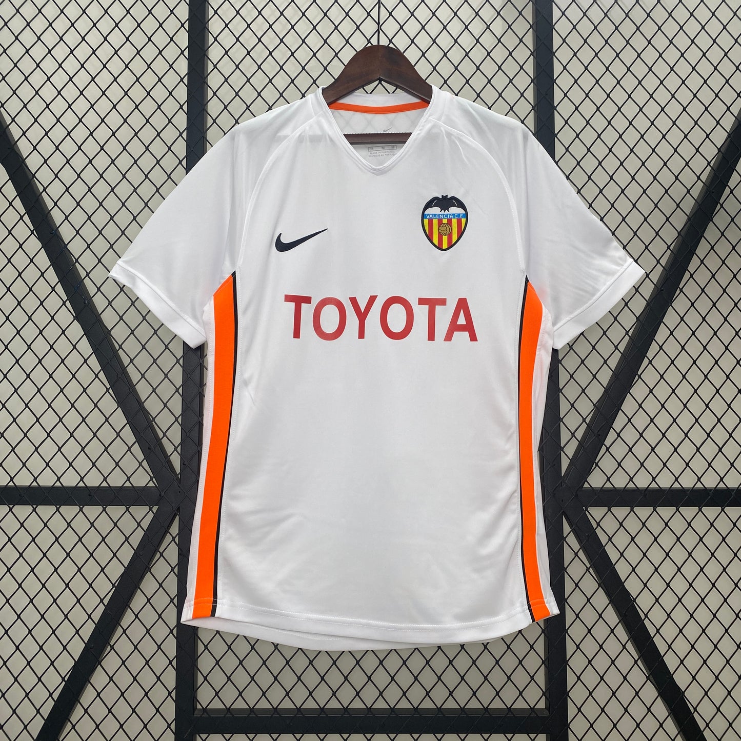 VALENCIA RETRO HOME KIT 06-07