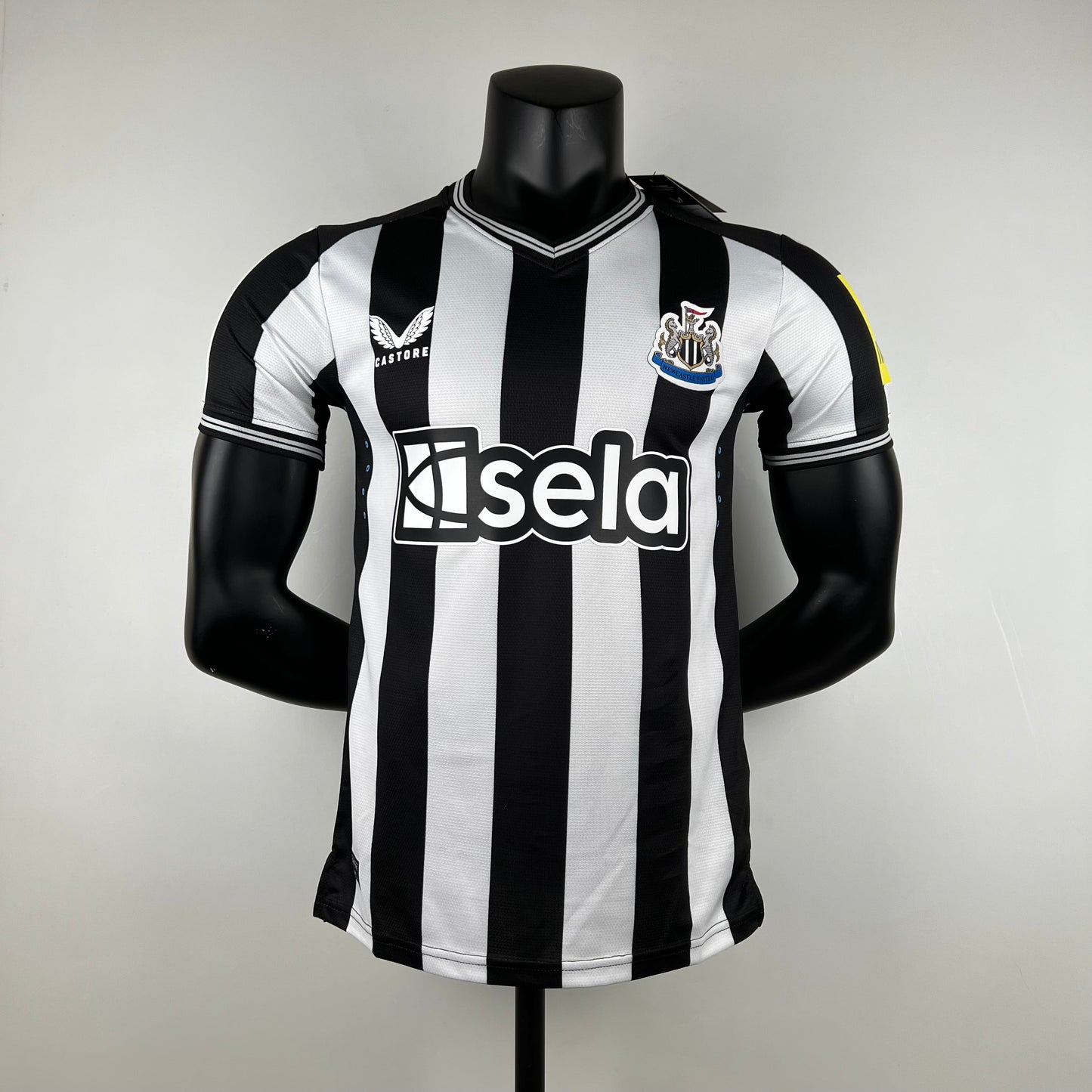 NEWCASTLE HOME KIT 23-24